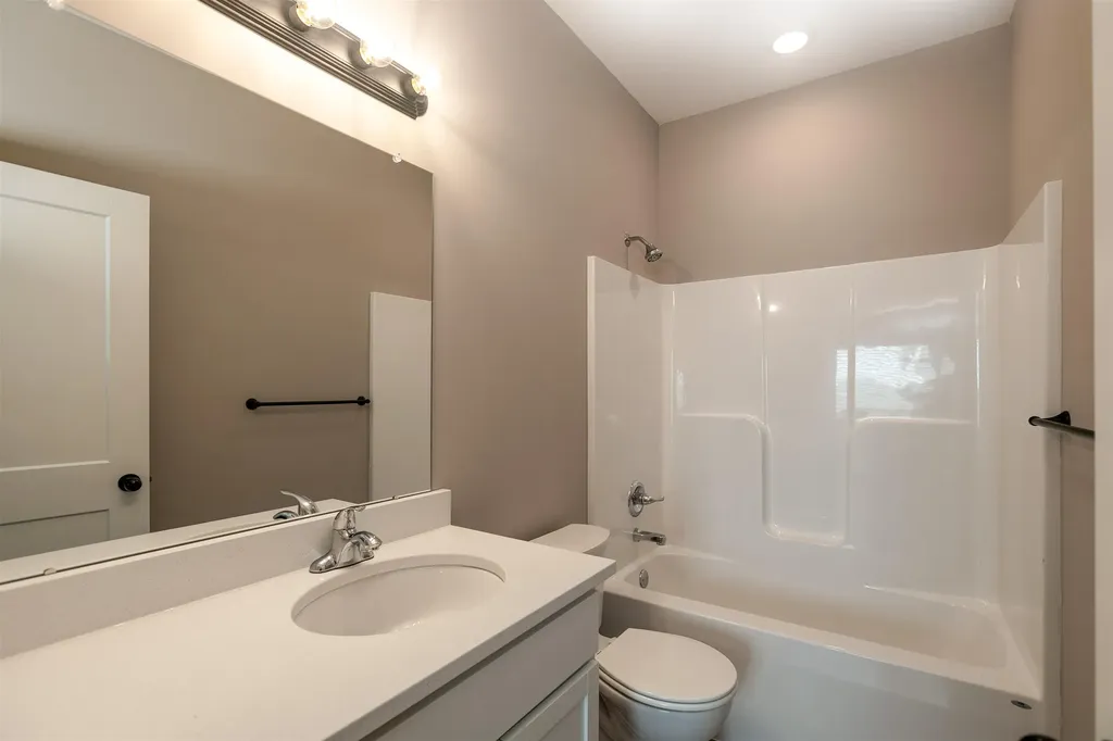 5503 N Sandkey Circle Wichita KS 67204
