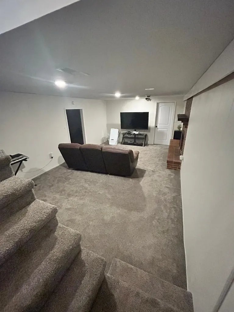 1962 N Country Club Road El Dorado KS 67042