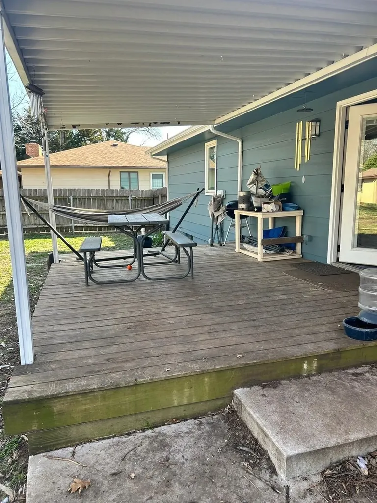 1962 N Country Club Road El Dorado KS 67042