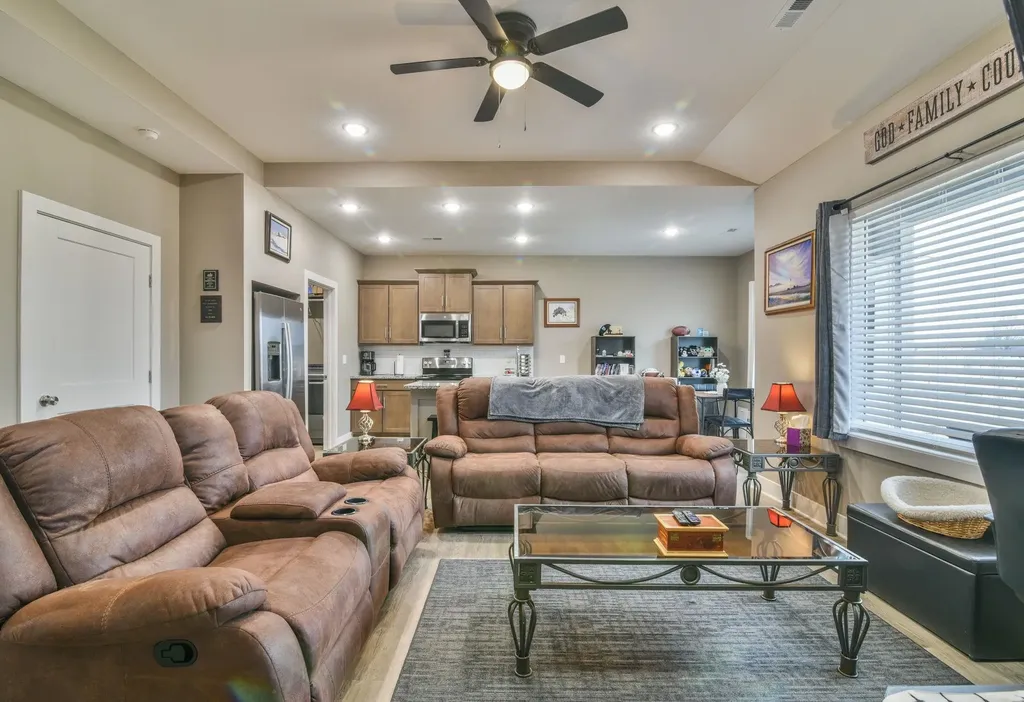 945 Arrow Head Street Clearwater KS 67026