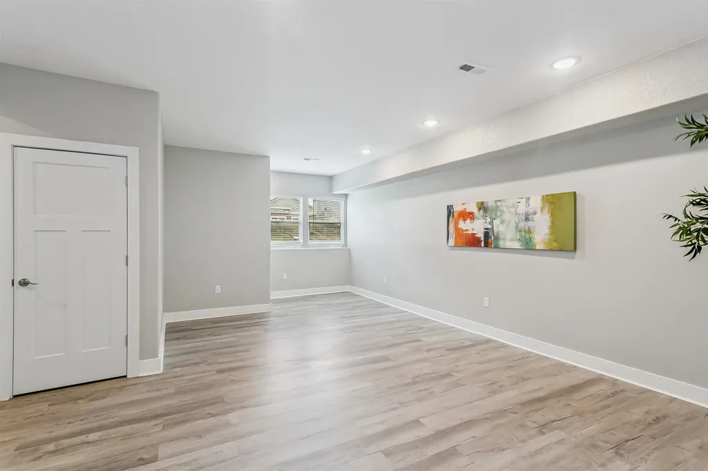 331 N 127th St E Bldg/506 Wichita KS 67206
