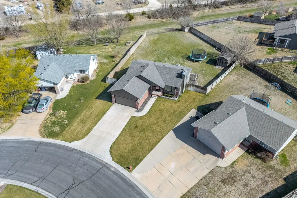 1452 E Sunset Court Goddard KS 67052