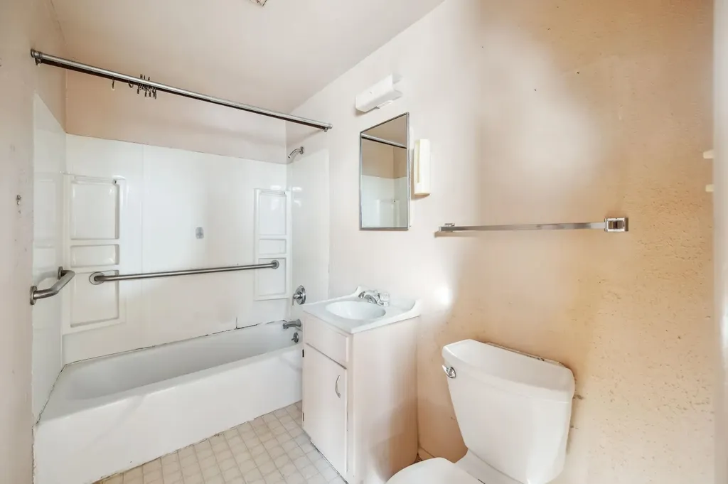2819 Ellen Wichita KS 67219
