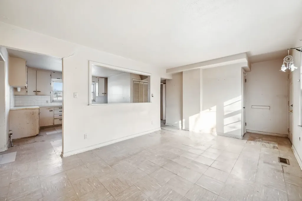 2819 Ellen Wichita KS 67219