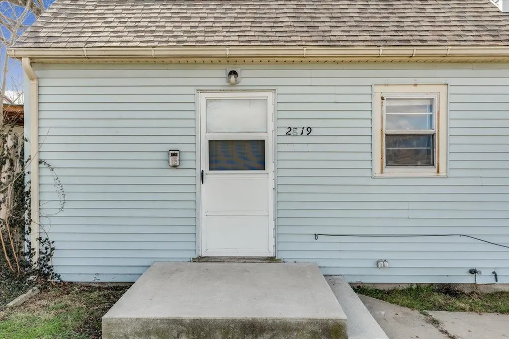 2819 Ellen Wichita KS 67219