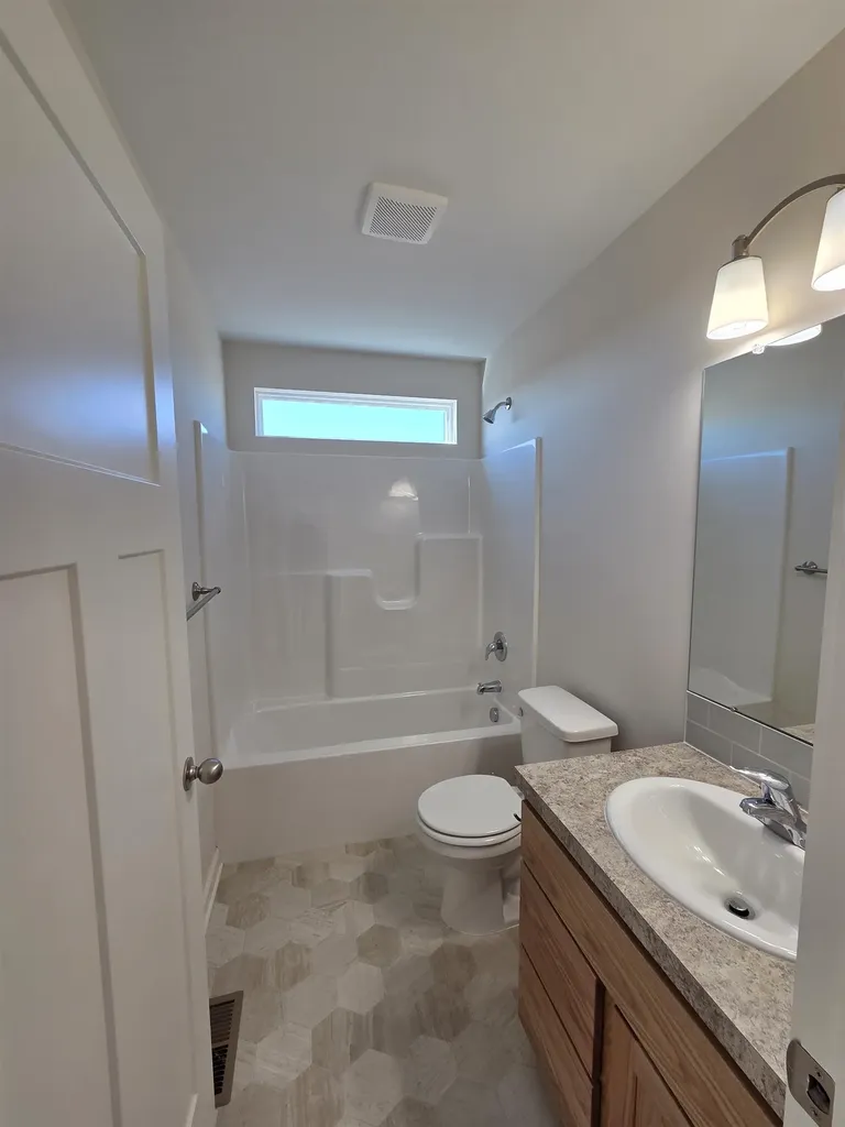 214 Summer Court Newton KS 67114