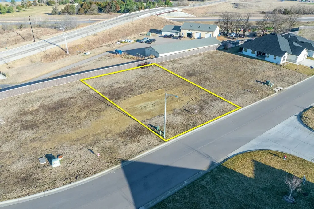 831 N Speyside Andover KS 67002