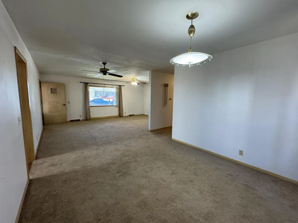 435 Coronado Street Kingman KS 67068