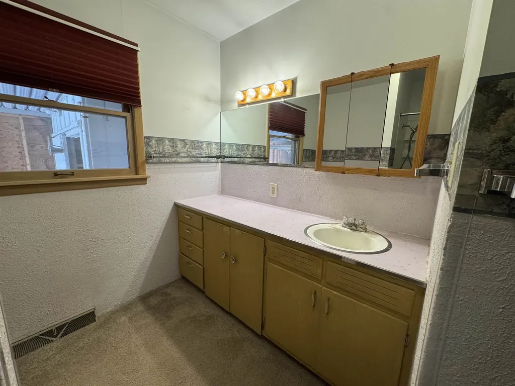 435 Coronado Street Kingman KS 67068