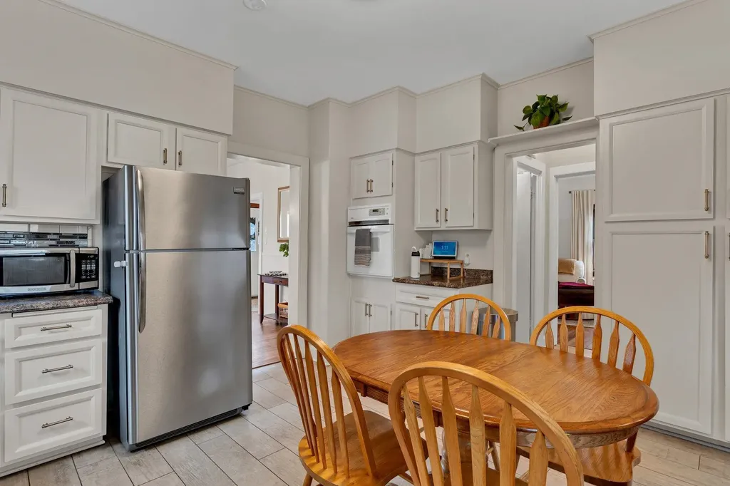 4123 E English Wichita KS 67218