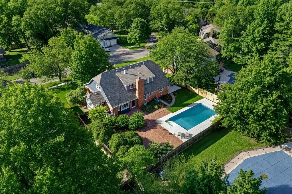8322 Limerick Street Wichita KS 67206
