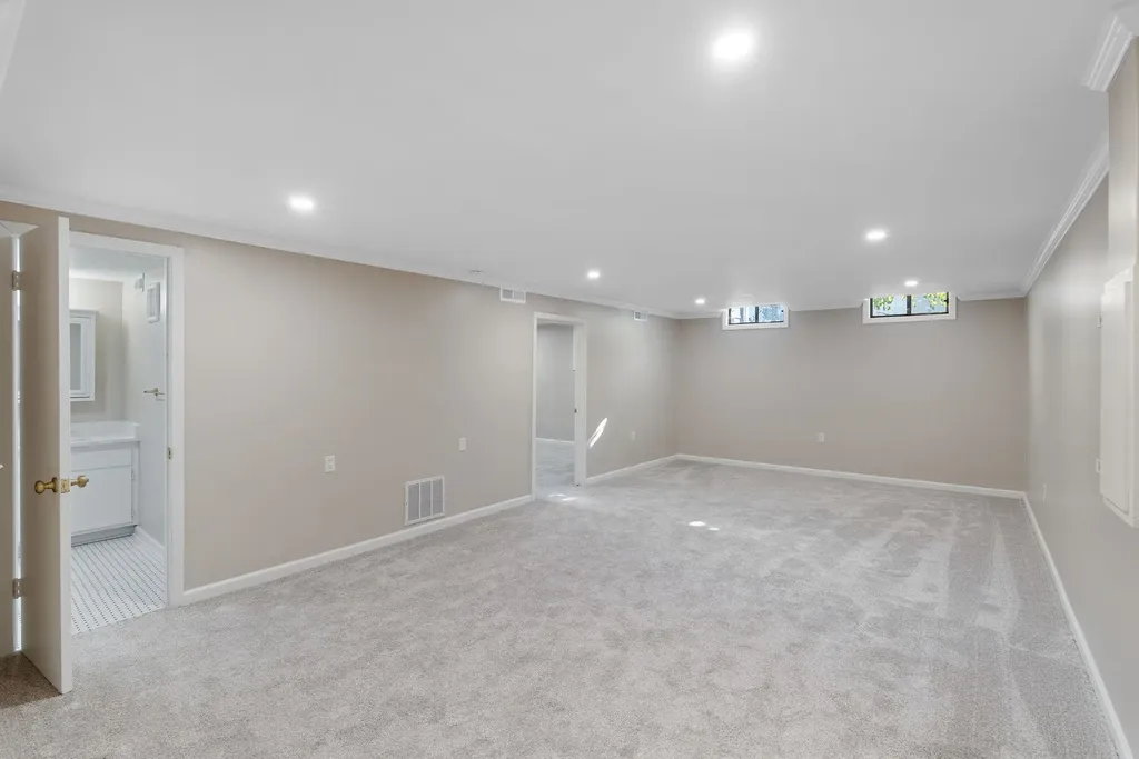 8322 Limerick Street Wichita KS 67206