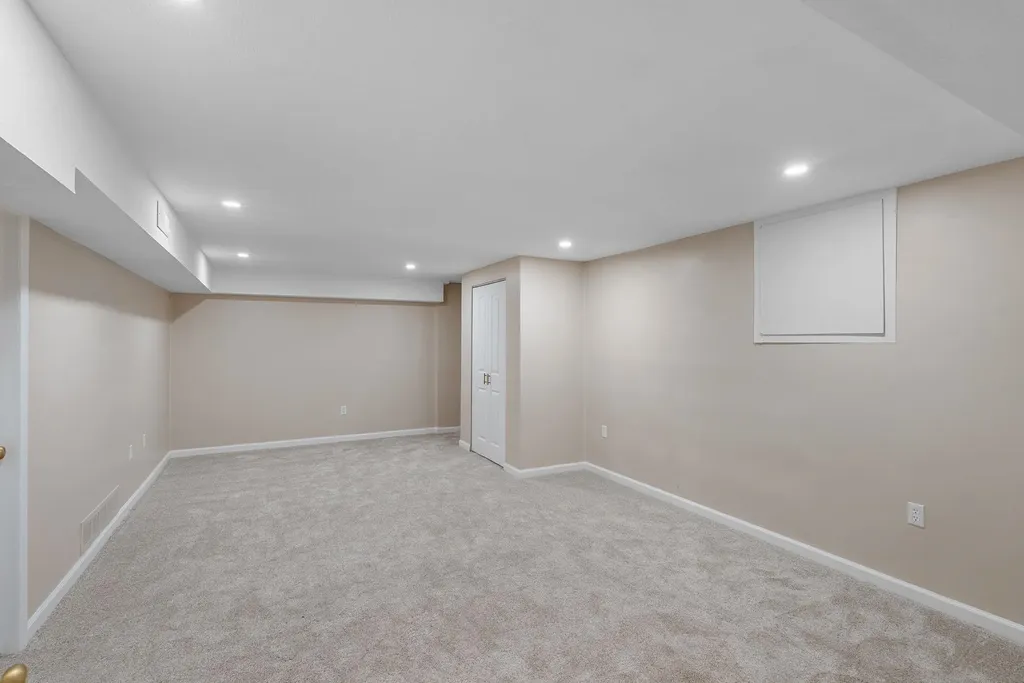 8322 Limerick Street Wichita KS 67206