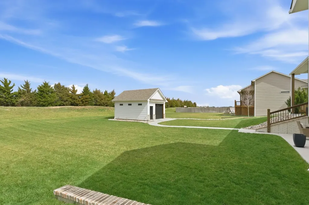 3580 N Bluestem Court Rose Hill KS 67133