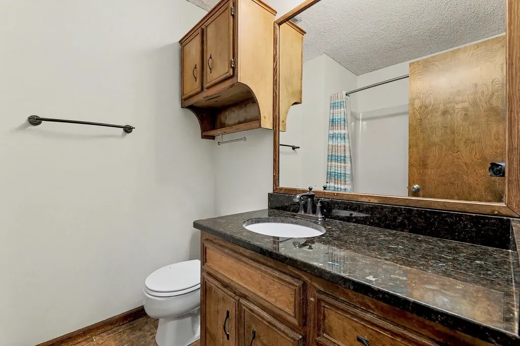 1401 E Carolyn Street Derby KS 67037