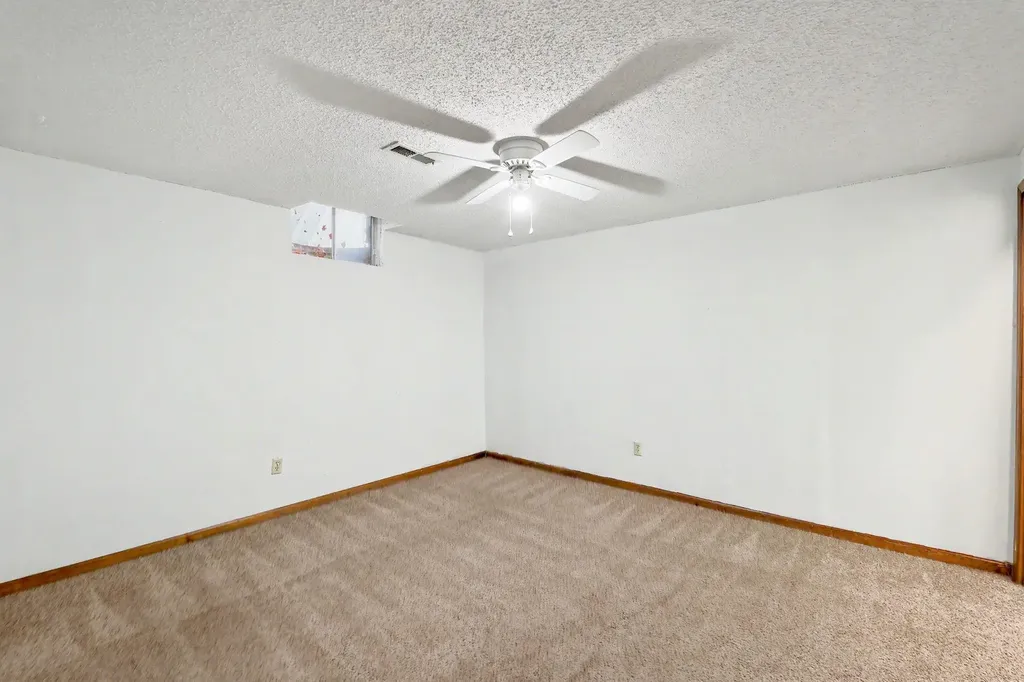 1401 E Carolyn Street Derby KS 67037