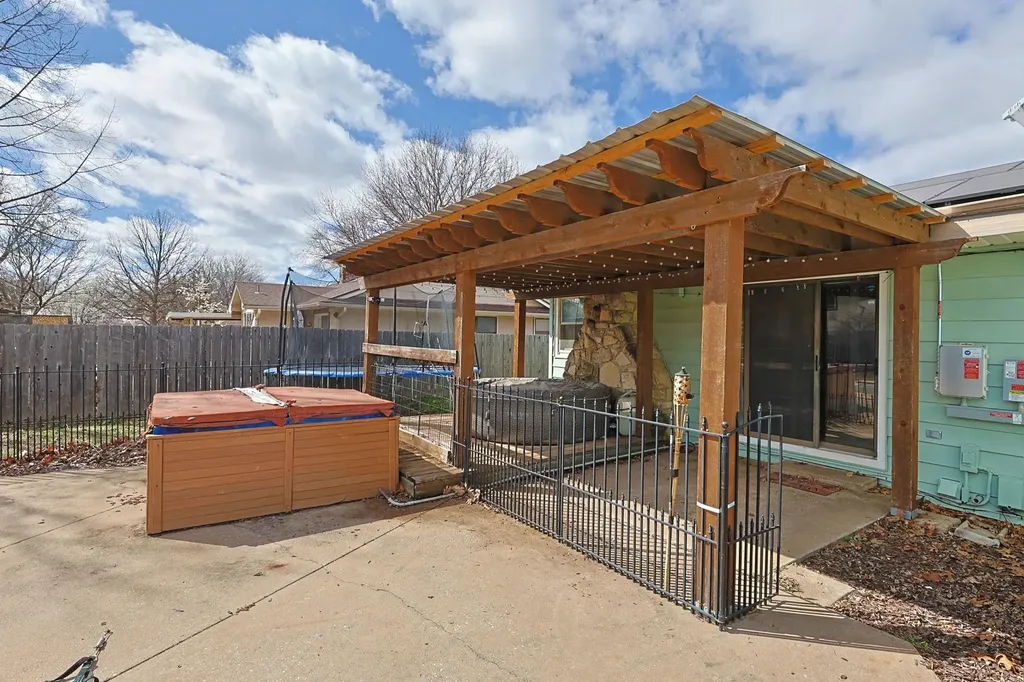 1401 E Carolyn Street Derby KS 67037