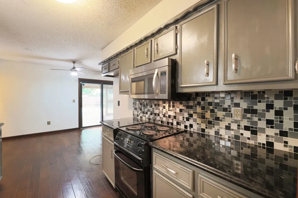 1401 E Carolyn Street Derby KS 67037
