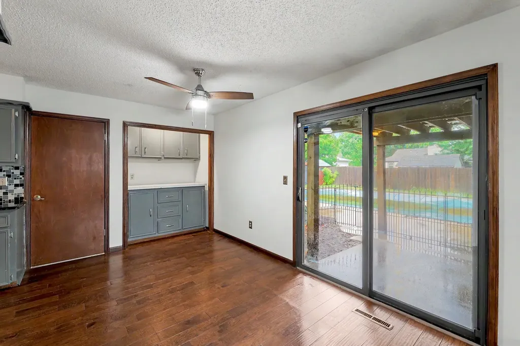 1401 E Carolyn Street Derby KS 67037