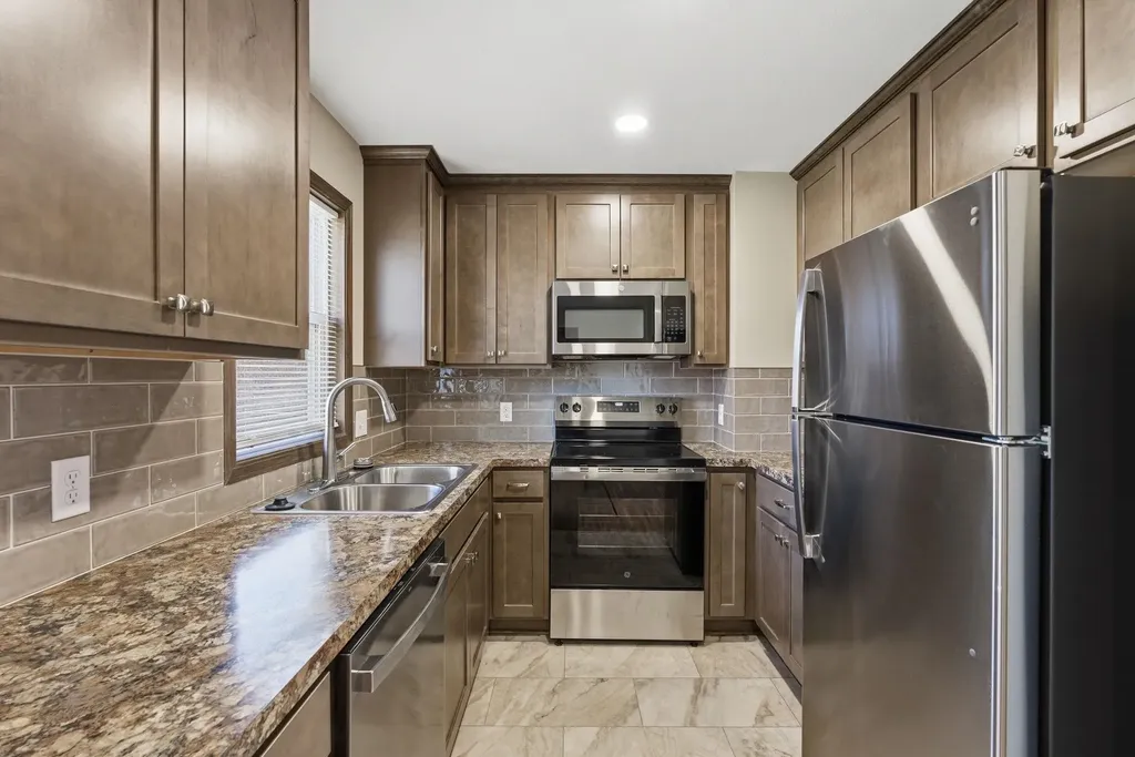 2008 W Mccormick Avenue Wichita KS 67213
