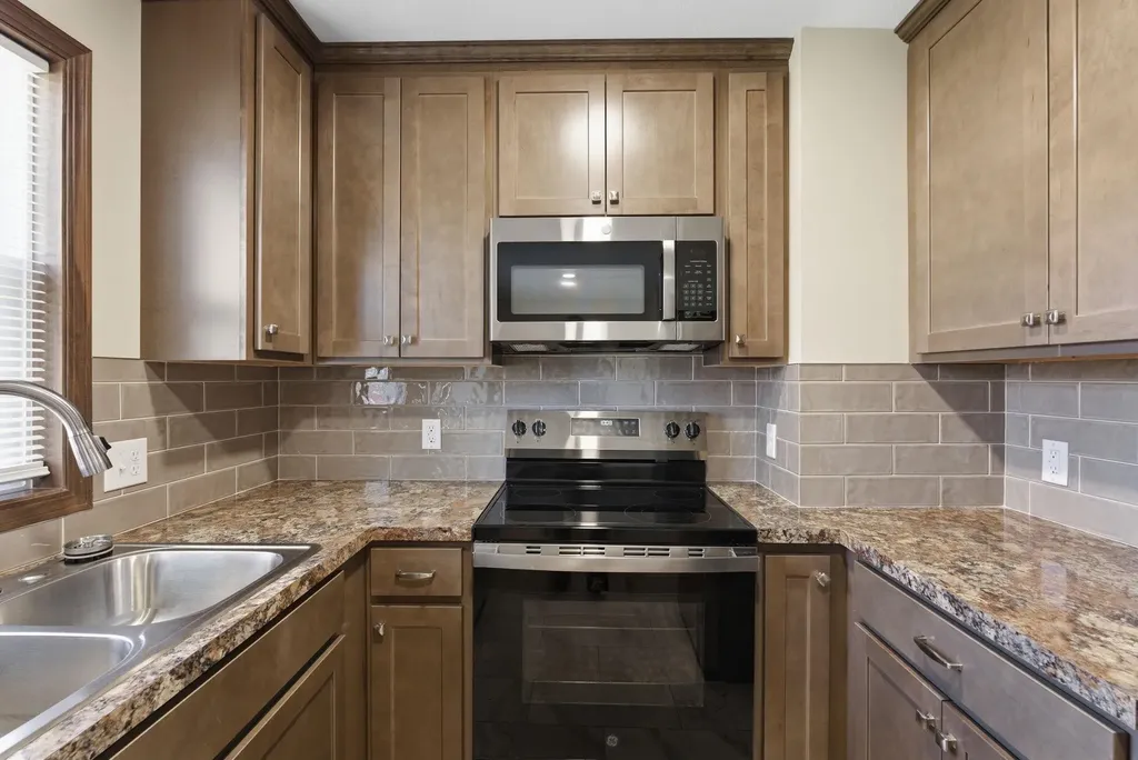 2008 W Mccormick Avenue Wichita KS 67213