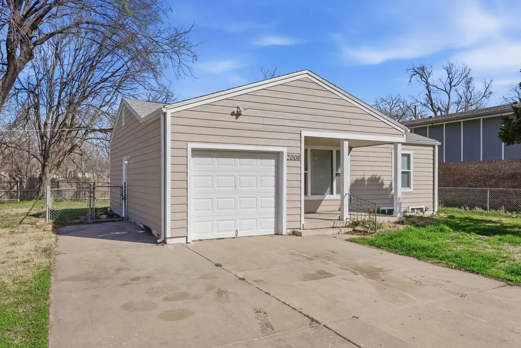 2008 W Mccormick Avenue Wichita KS 67213
