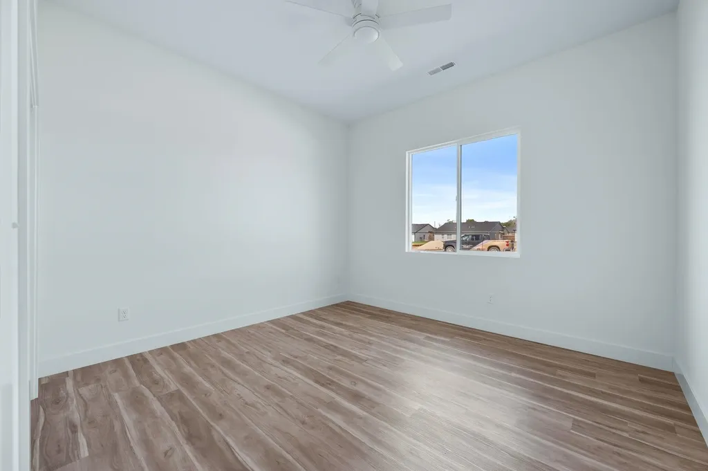 707 E Elmwood Street Park City KS 67147