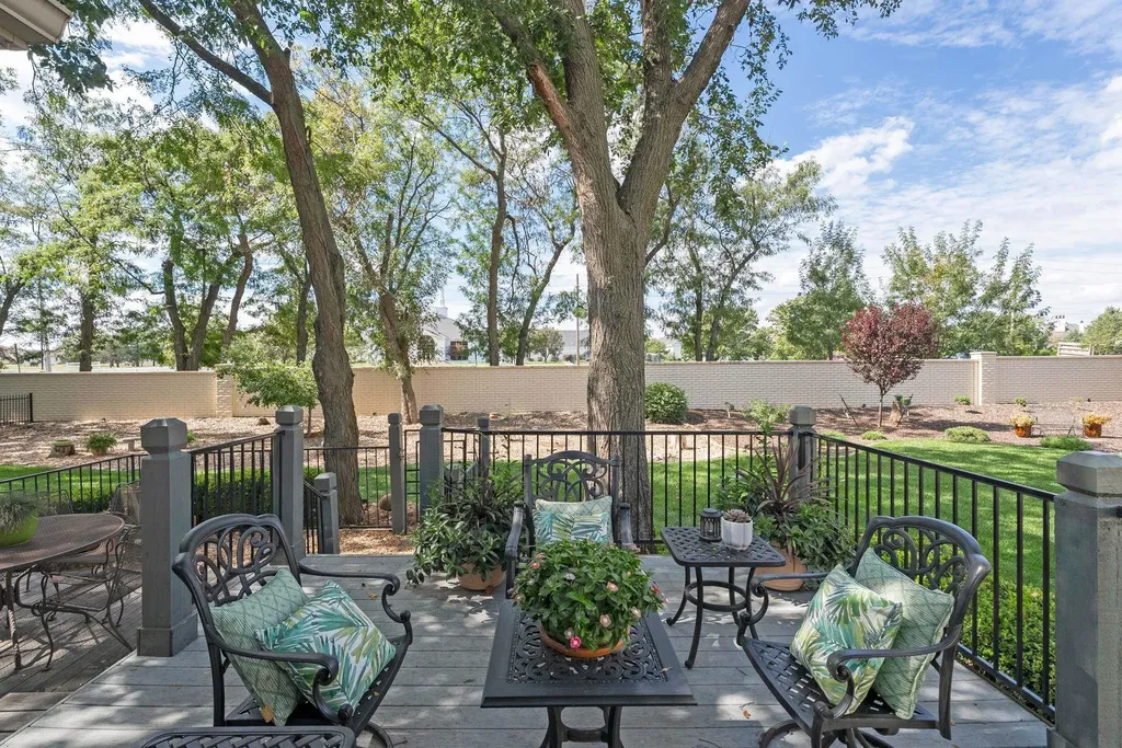 707 N Crest Ridge Court Wichita KS 67230