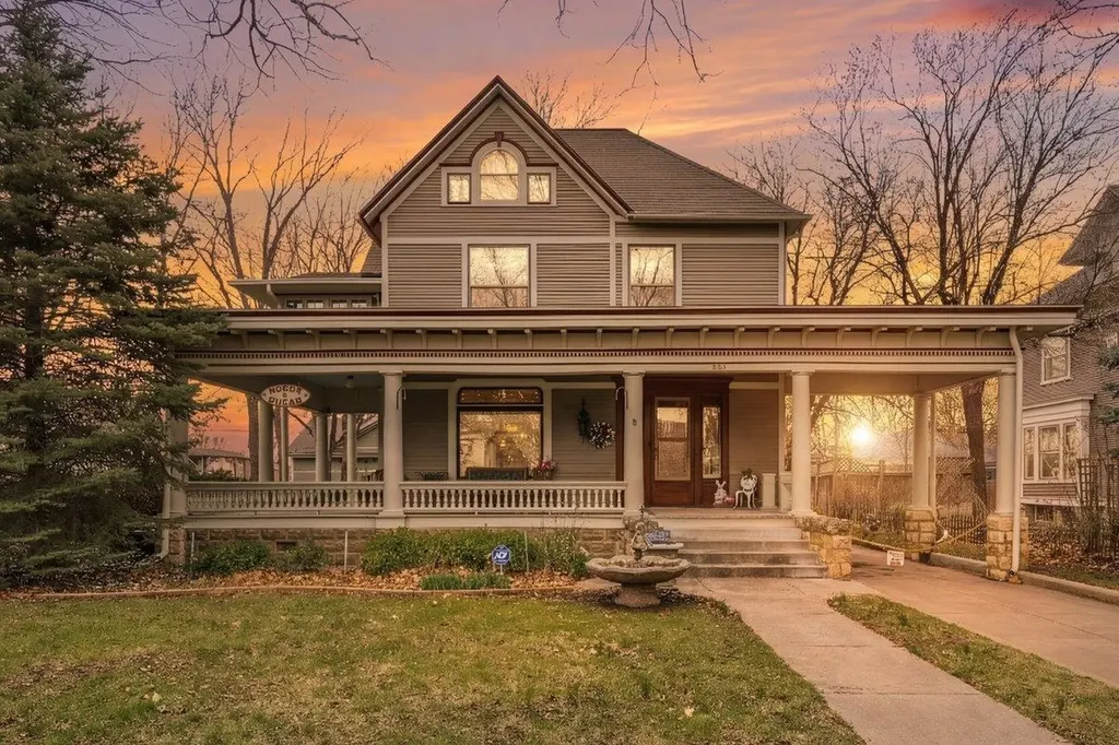 1421 N Park Place Wichita KS 67203