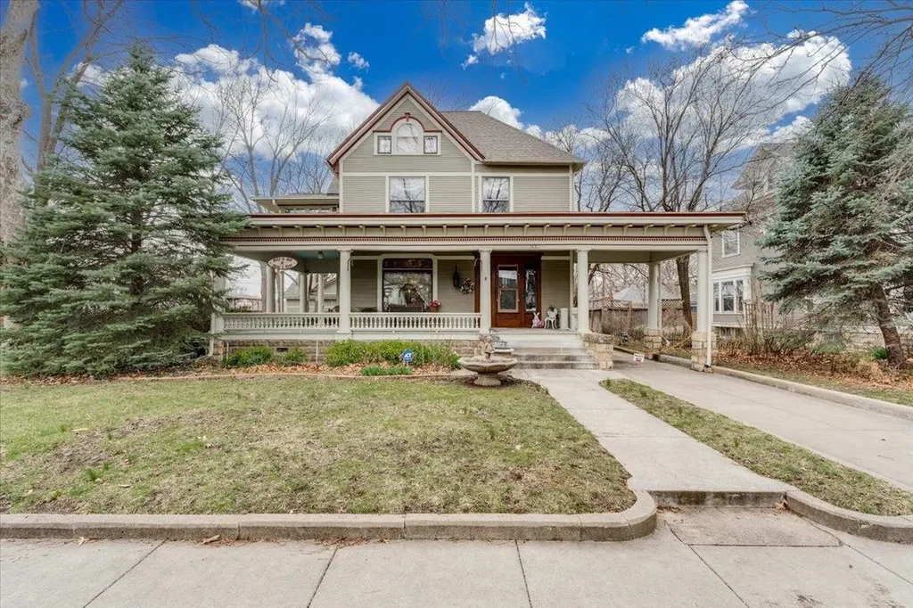 1421 N Park Place Wichita KS 67203