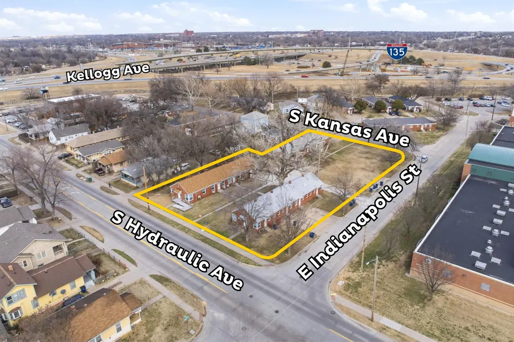632-638, 642-64 S Hydraulic & 681-687 S Kansas Avenue Wichita KS 67211