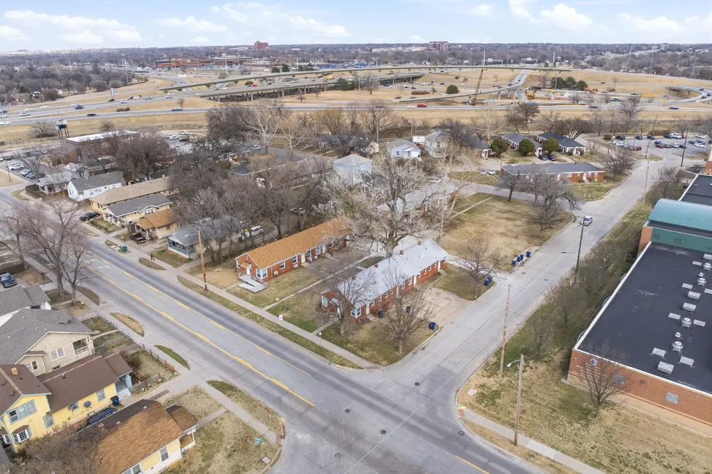 632-638, 642-64 S Hydraulic & 681-687 S Kansas Avenue Wichita KS 67211