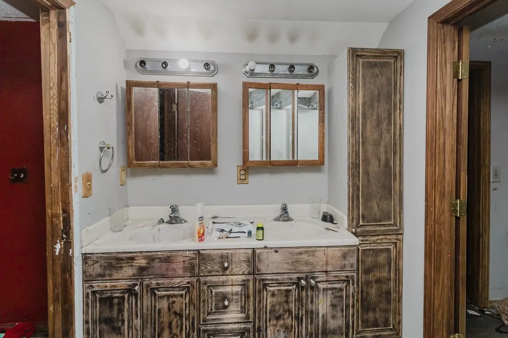 523 W Maywood Street Wichita KS 67217