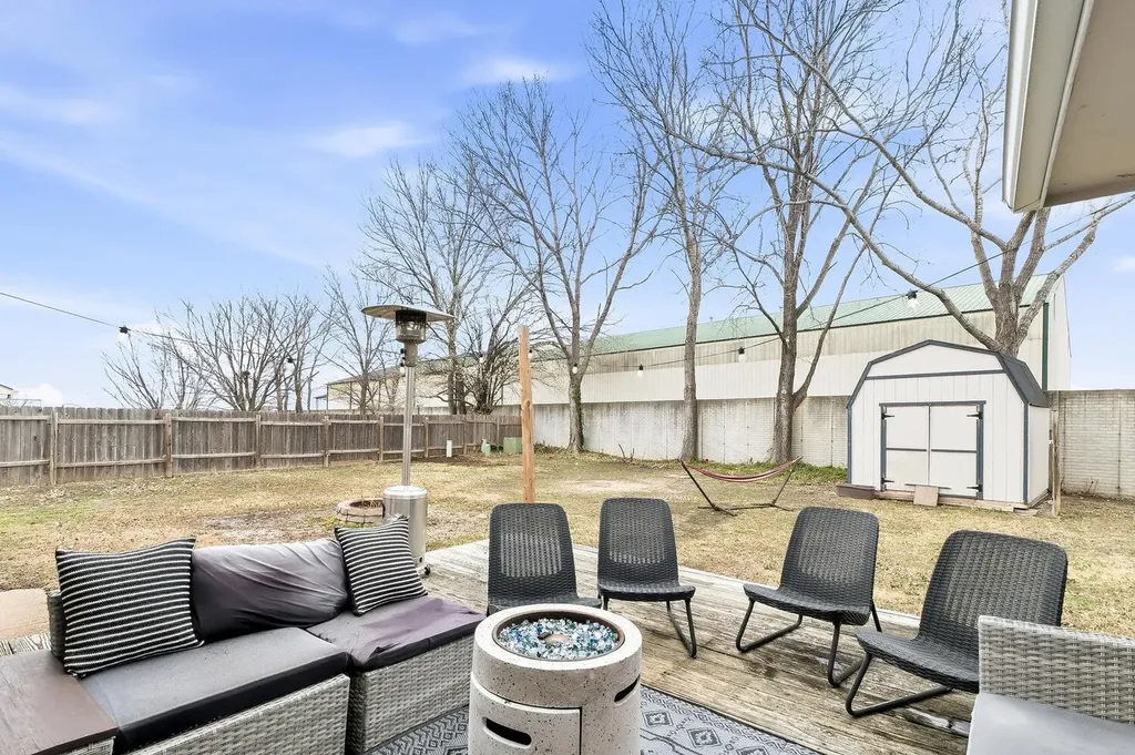 8512 E Scott Street Wichita KS 67210