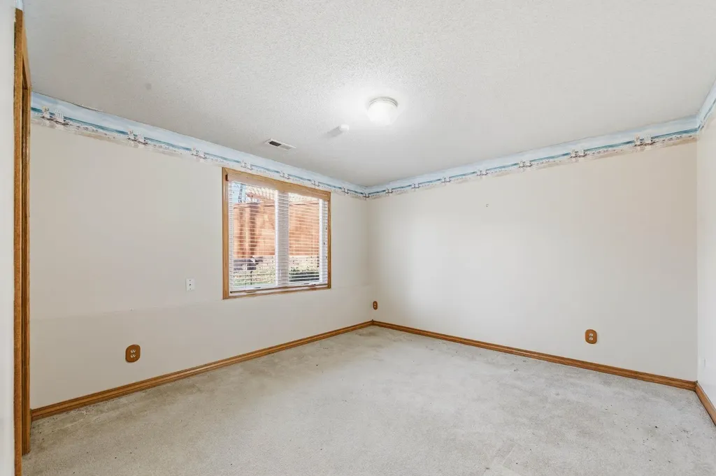 1367 N Hickory Creek Court Wichita KS 67235