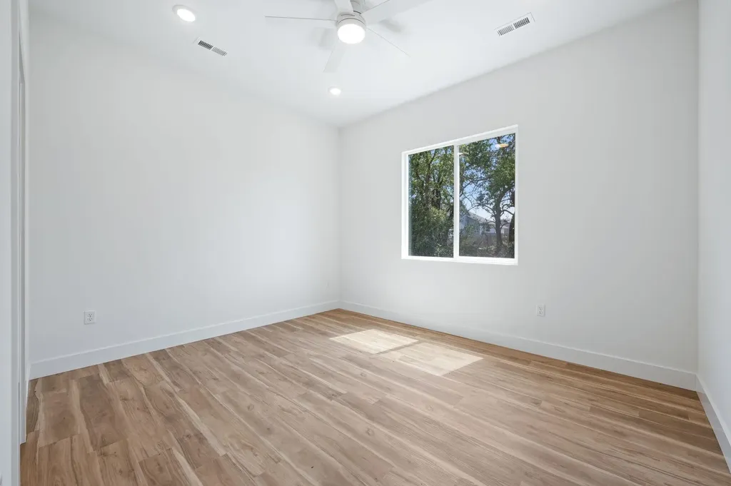 713 E Elmwood Street Park City KS 67147