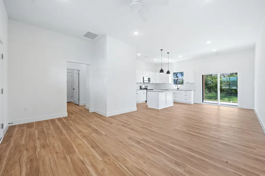 713 E Elmwood Street Park City KS 67147