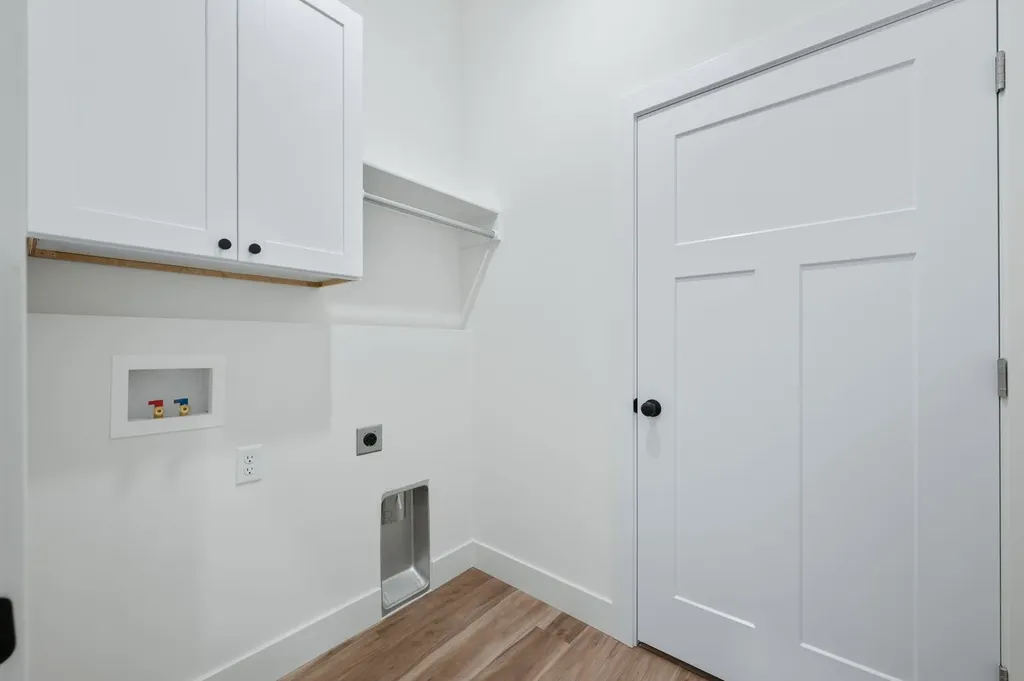701 E Elmwood Street Park City KS 67147