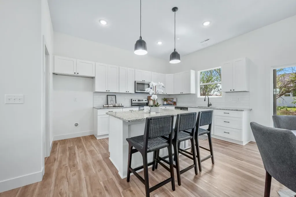 701 E Elmwood Street Park City KS 67147