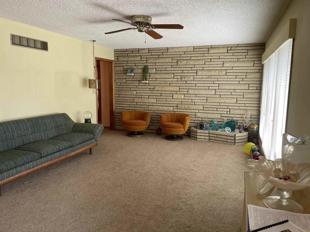 324 S Market Street Caldwell KS 67022