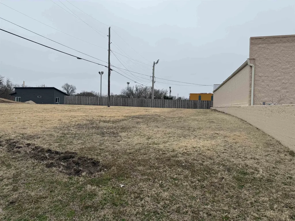 3213 E 13th Street N Wichita KS 67208