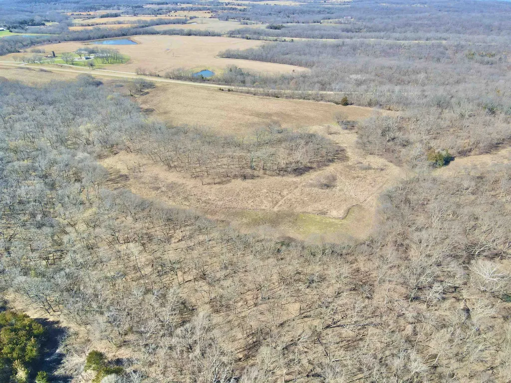N & E Of Ferguson & 86th St - Tract 2 Oskaloosa KS 66066