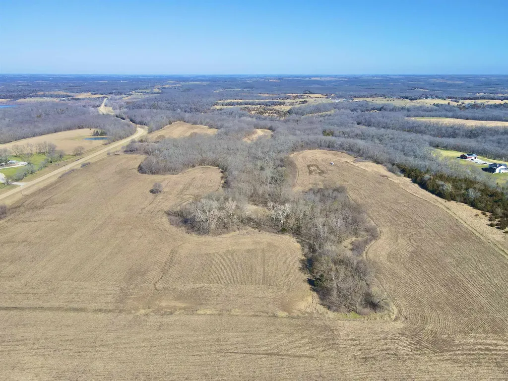 N & E Of Ferguson & 86th St - Tract 2 Oskaloosa KS 66066