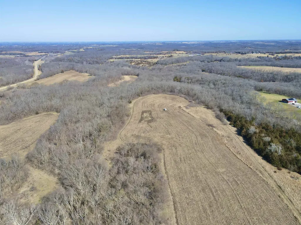 N & E Of Ferguson & 86th St - Tract 2 Oskaloosa KS 66066