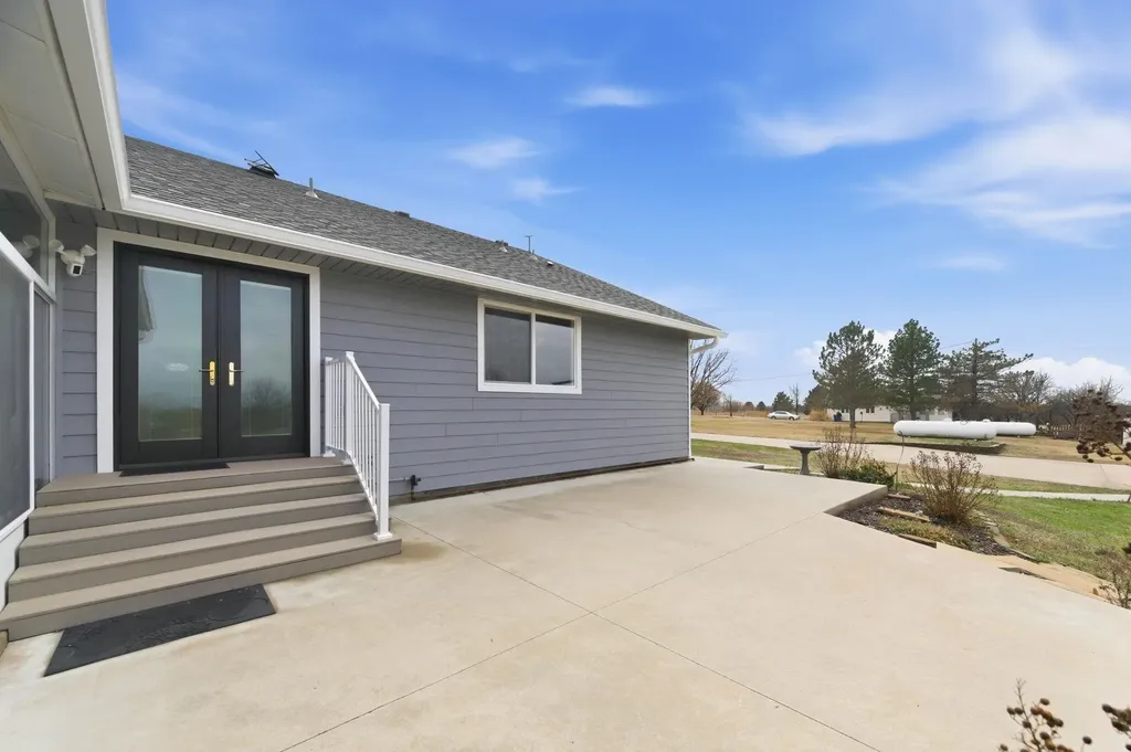 235 N Tyler Road Wellington KS 67152