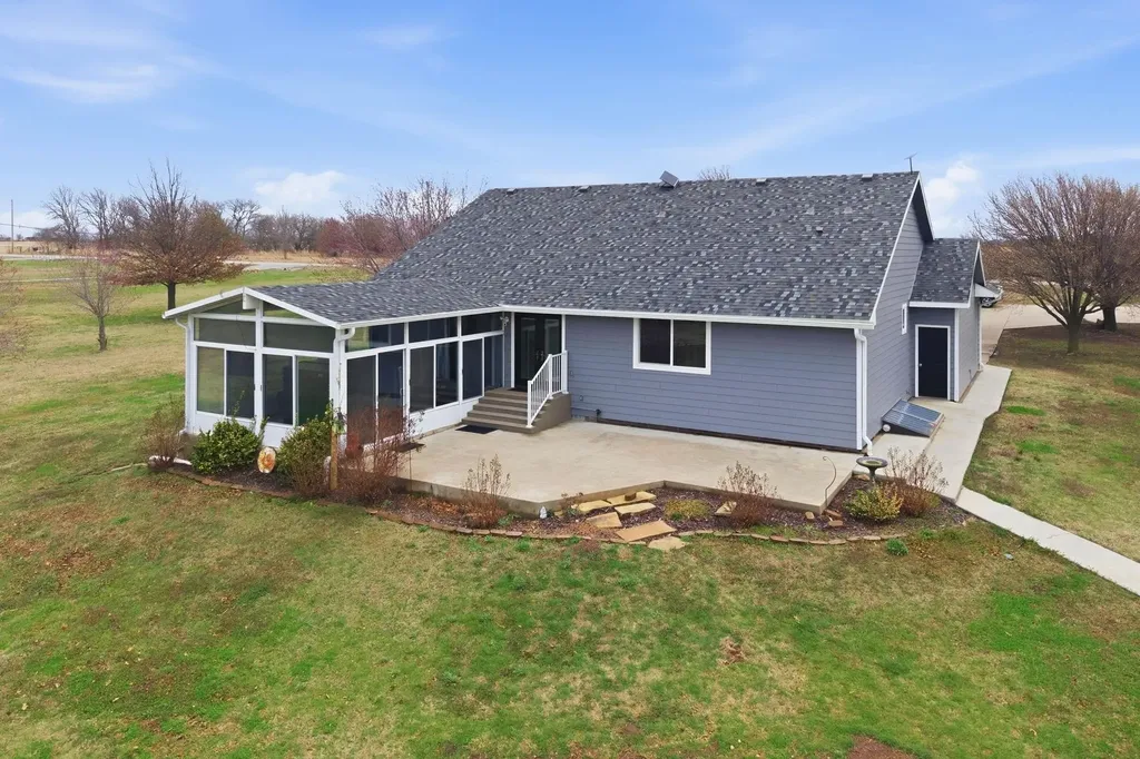 235 N Tyler Road Wellington KS 67152