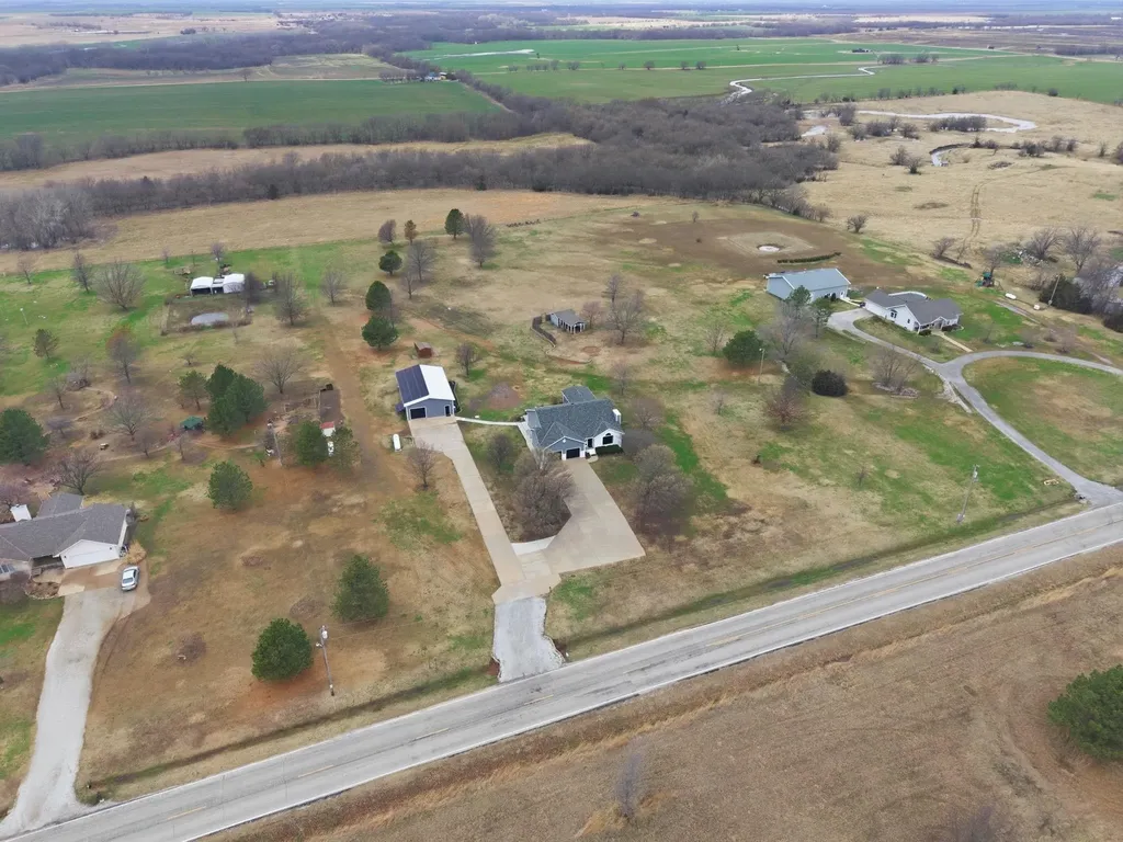235 N Tyler Road Wellington KS 67152