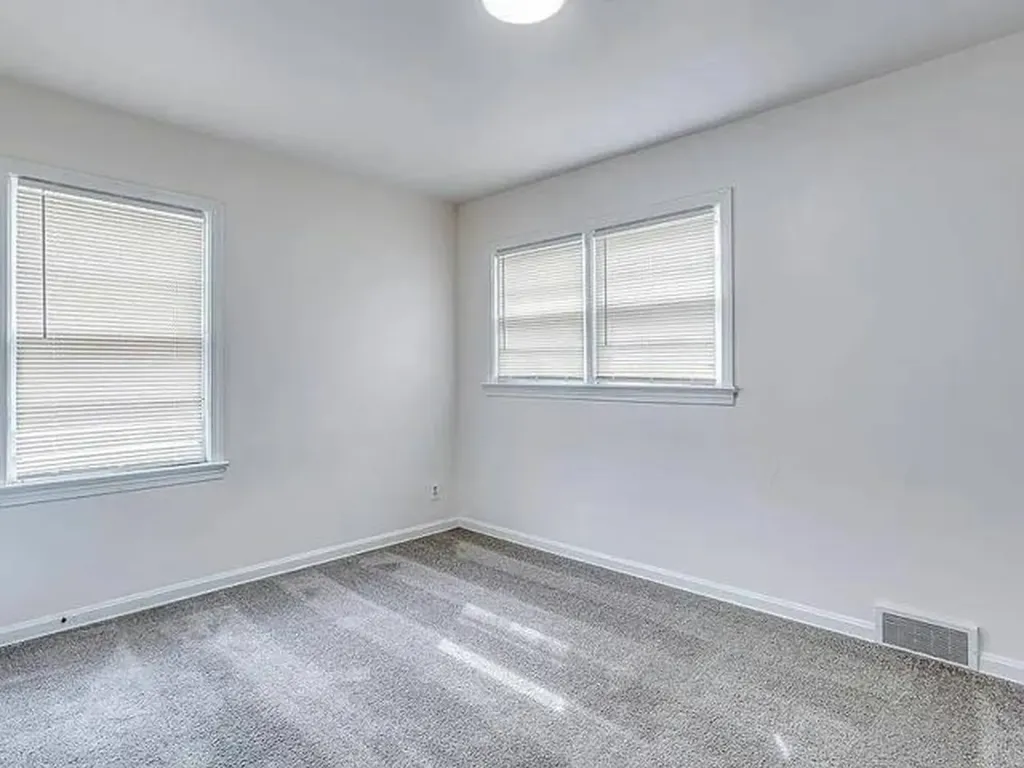 6142 E Harry Street Wichita KS 67218