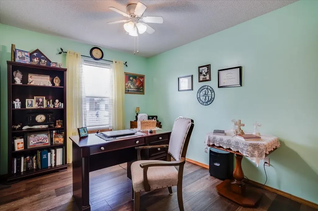 5302 W 44th Court S Wichita KS 67215