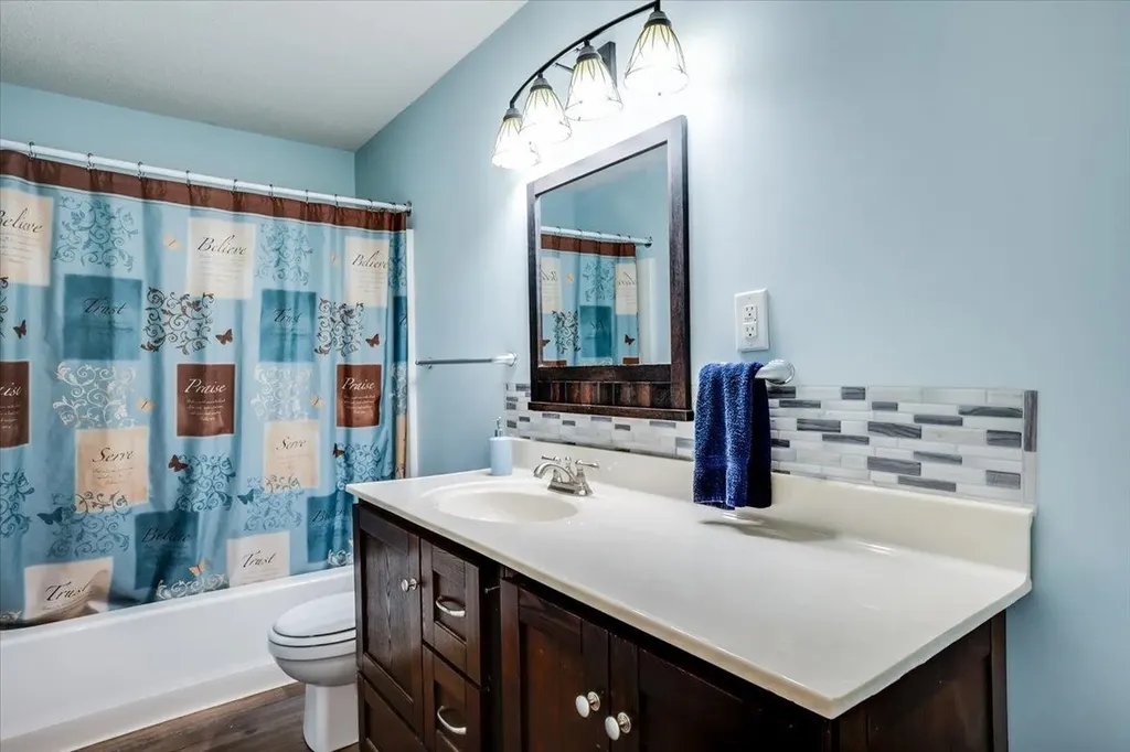 5302 W 44th Court S Wichita KS 67215